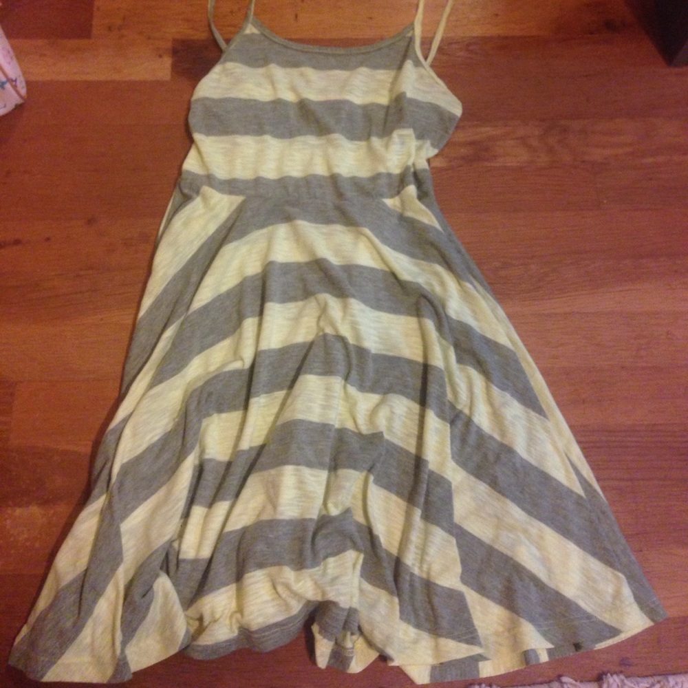 Yellow and grey sun dress!