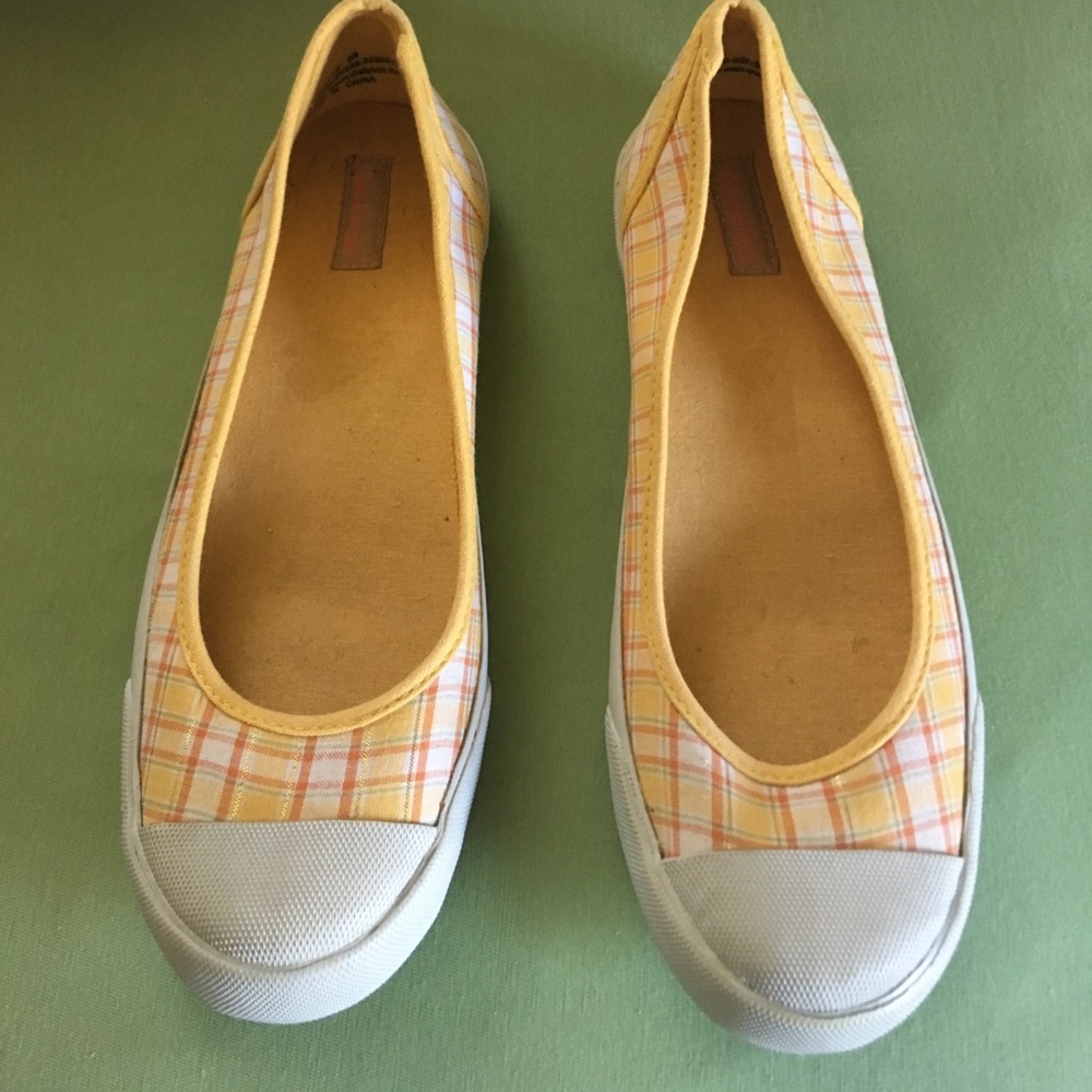 Sunshiney Yellow Bare Traps Roxette 9M