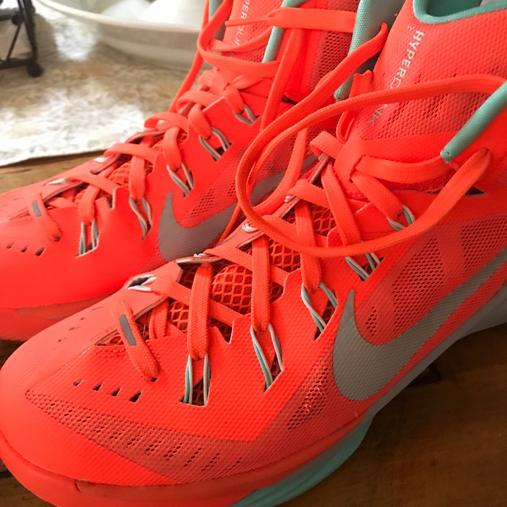Nike Hyper Dunk 2016