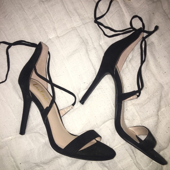 black lace up heels - Picture 2 of 3