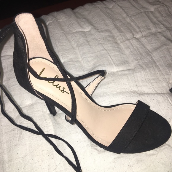black lace up heels - Picture 3 of 3