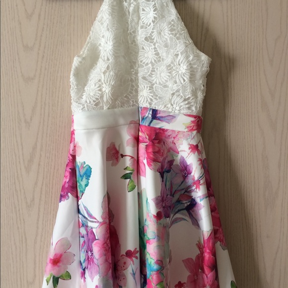 NWT Floral Skater Dress - Picture 3 of 3