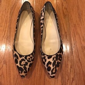 Ivanka Trump pointed flats