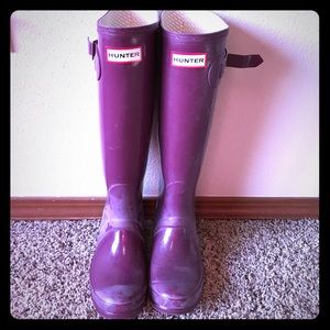 Purple HUNTER boots size 6