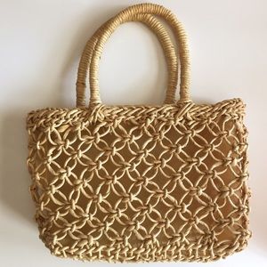 Straw tote