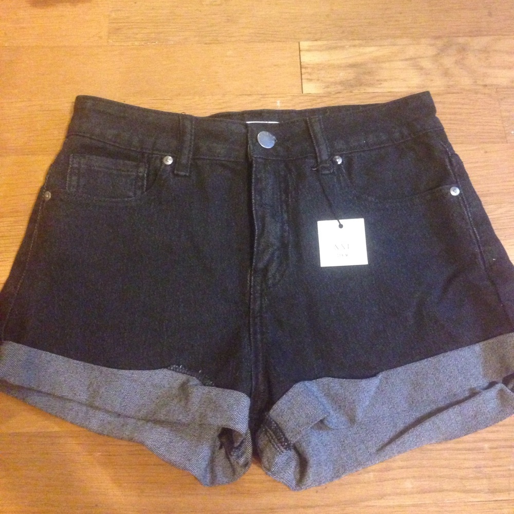 Forever 21 black denim shorts