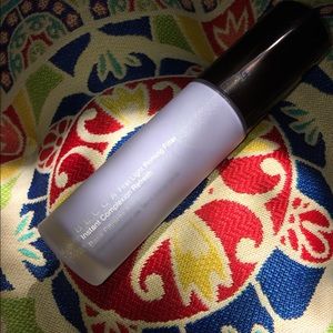 ⬇️⬇️💄NEW Becca First light priming filter  💄