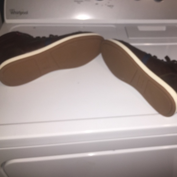 Brand new Levi shoes size 11 - Picture 3 of 5