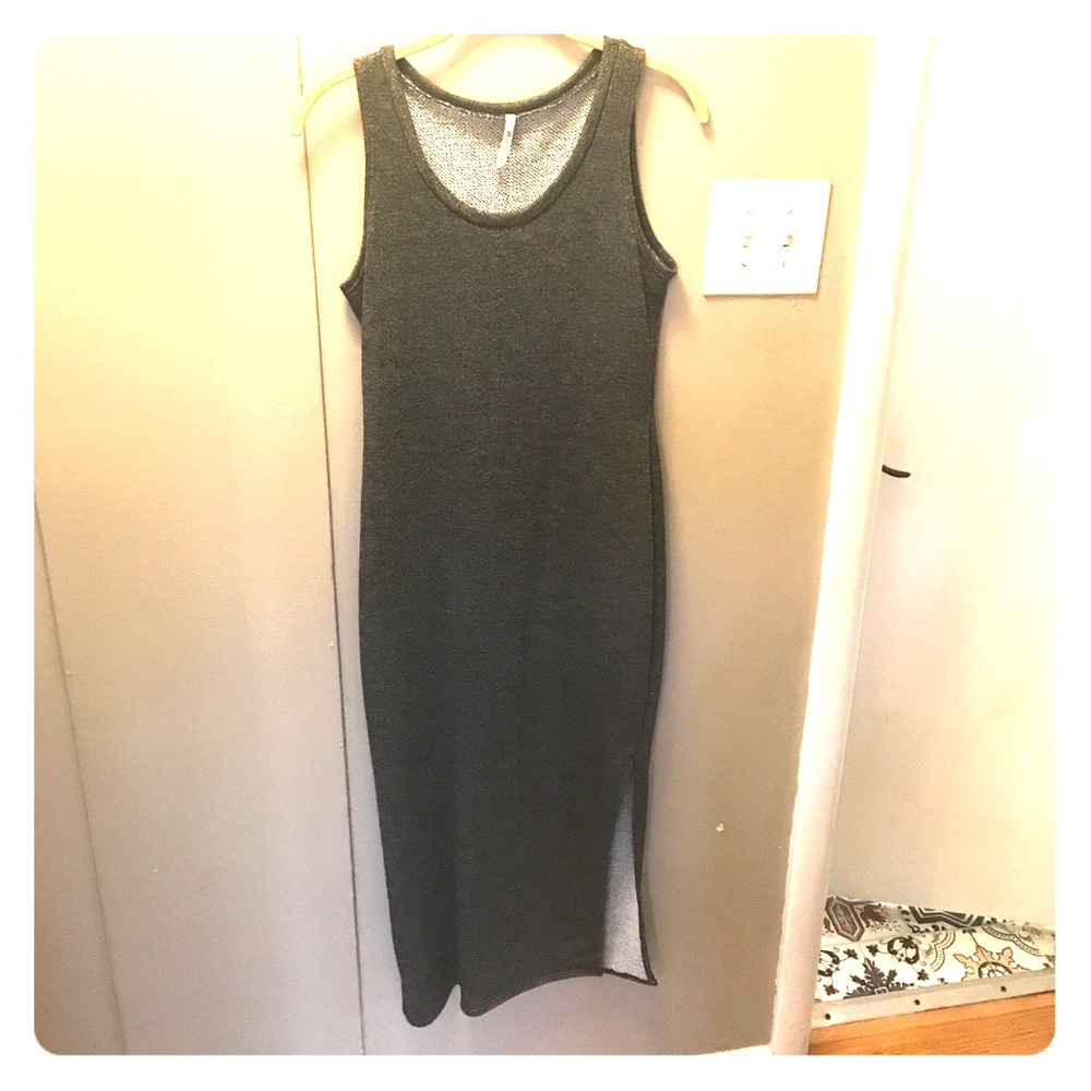 Hot gold shimmer, charcoal gray dress!