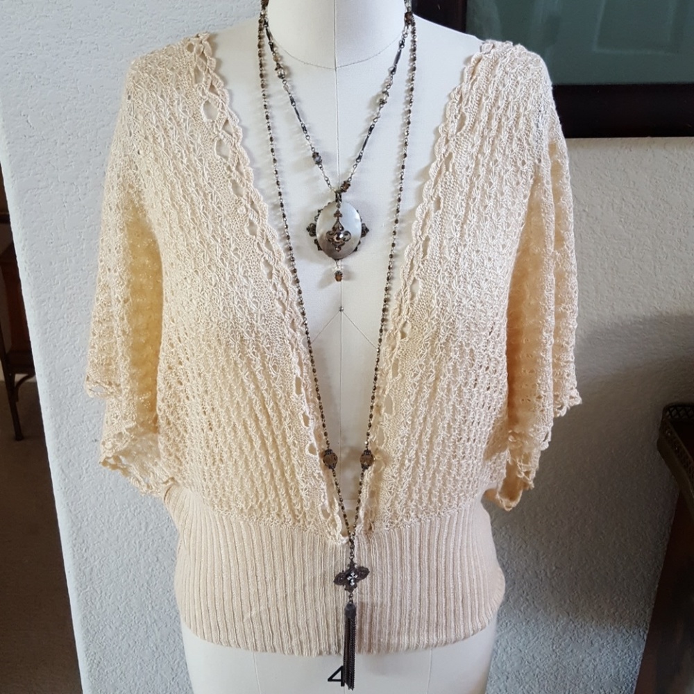 Smitten open back deep v crochet top NWT