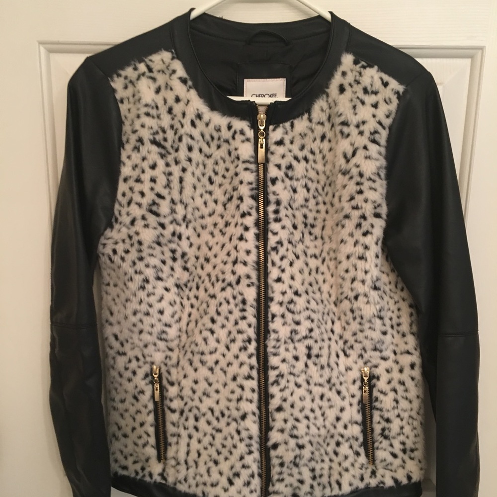 Cherokee faux leather jacket gold zippers