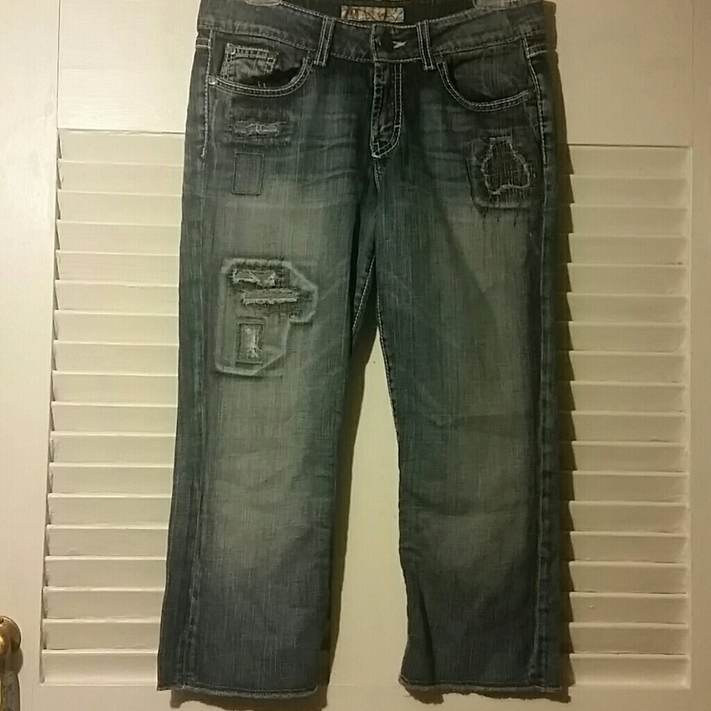 Bke Capris - image 2