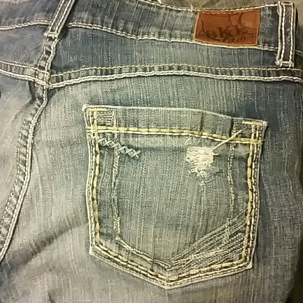 Bke Capris - image 3