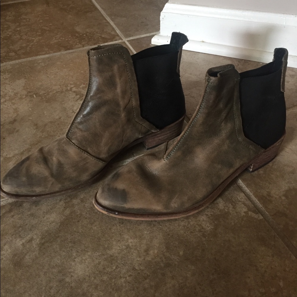 Free People Chelsea boots