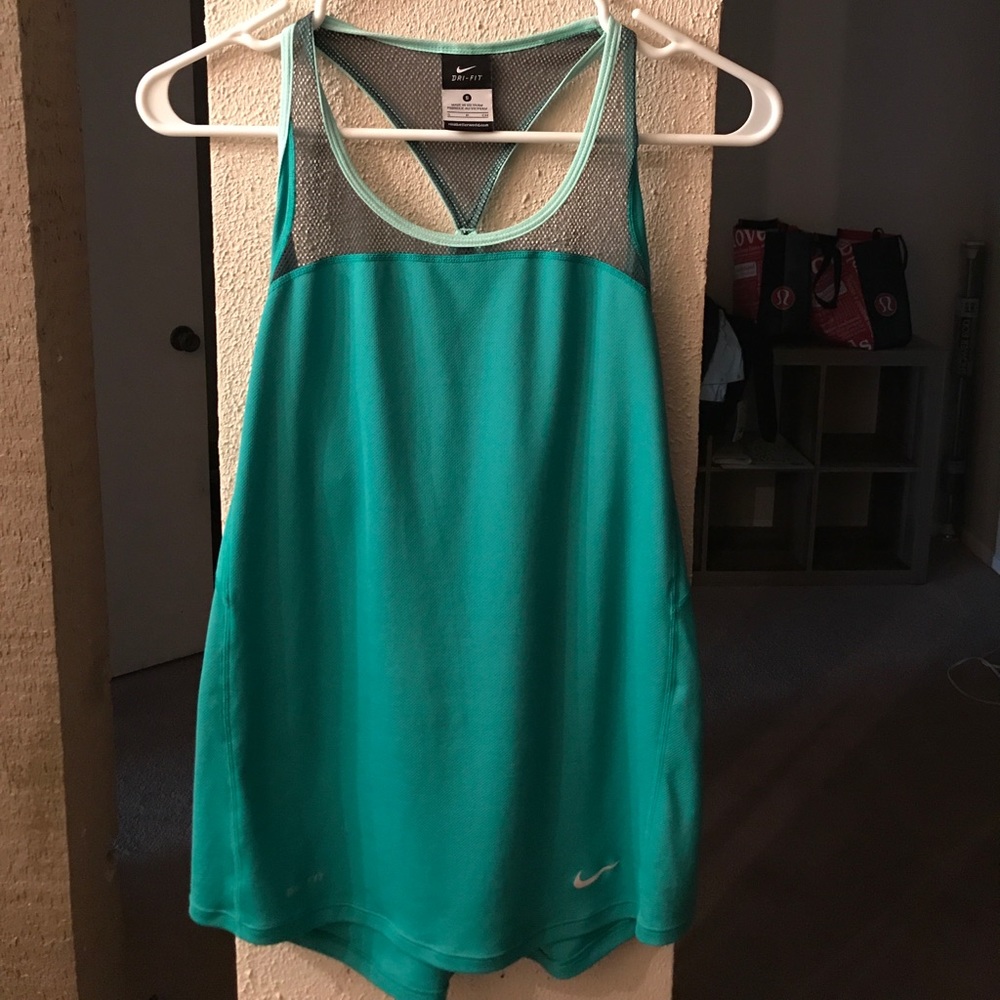 FINAL SALE‼️Nike dri fit green tank top size Small