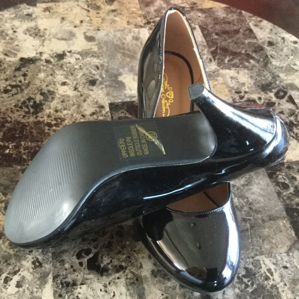 Black patent heels