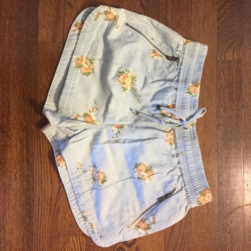 Drawstring floral shorts