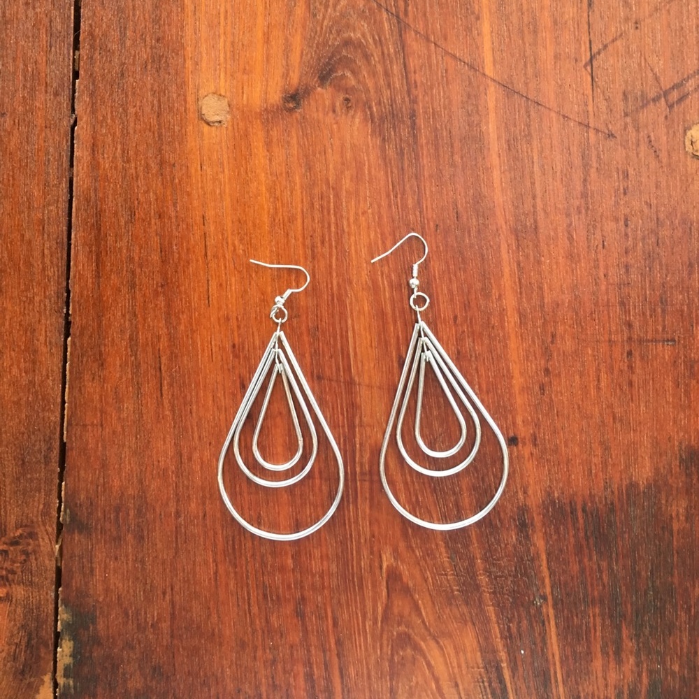 Rain drop earrings