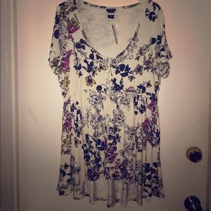 NWT Torrid Babydoll Top - size 0, floral