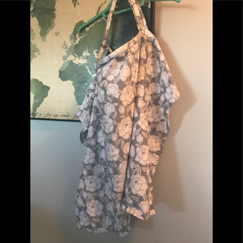 Breastfeeding cover