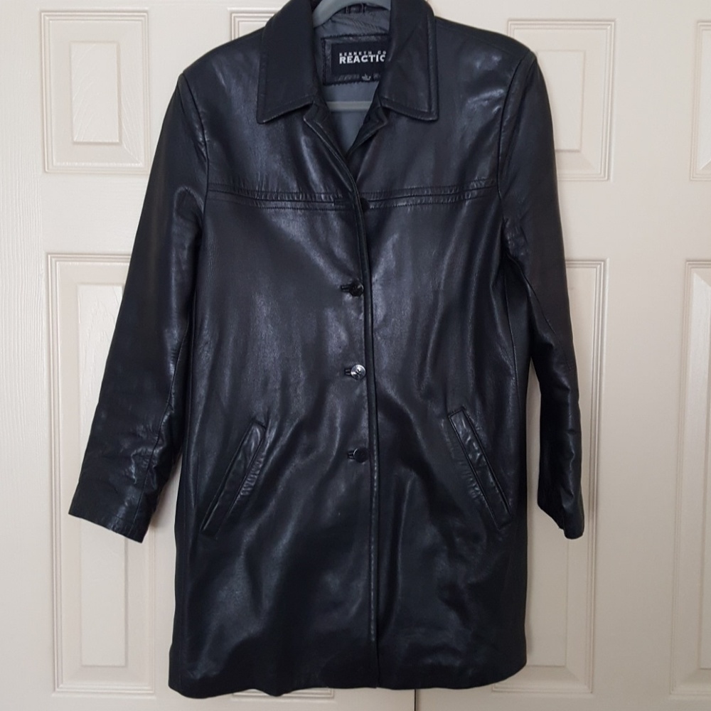 Trench style leather coat. Good condition