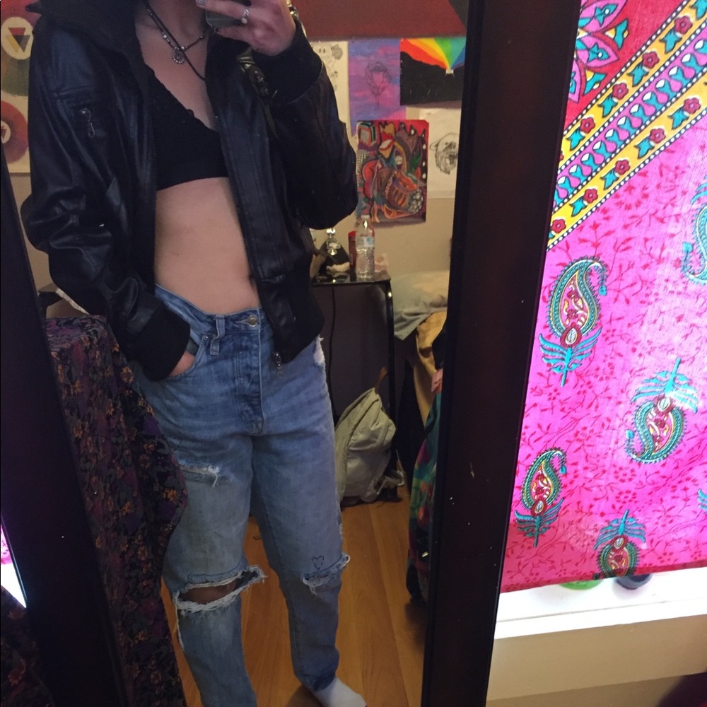 black jacket - Picture 2 of 5
