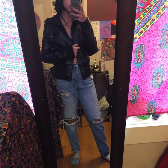 black jacket - Picture 1 of 5