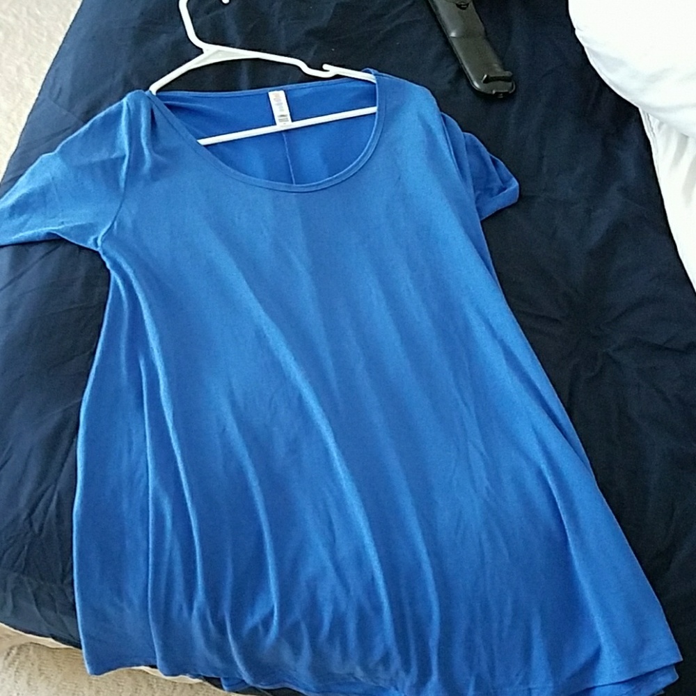 Lularoe top