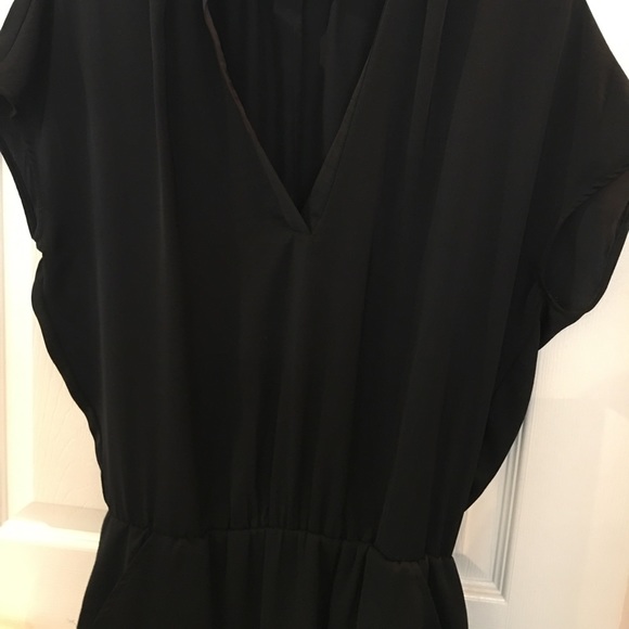 LBD - Picture 5 of 5