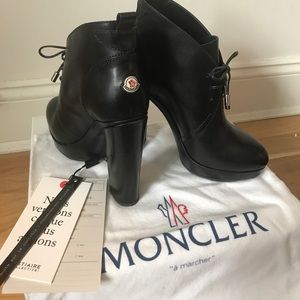 Moncler leather heeled boots