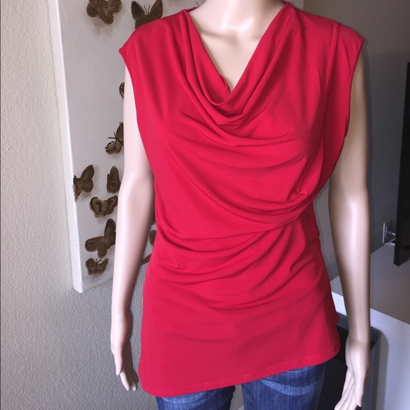 ✨Red T Tahari blouse ✨ - Picture 1 of 8