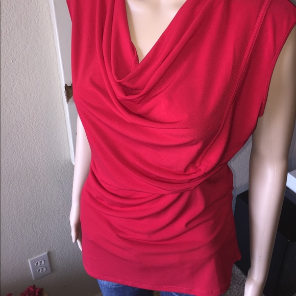 ✨Red T Tahari blouse ✨ - Picture 6 of 8