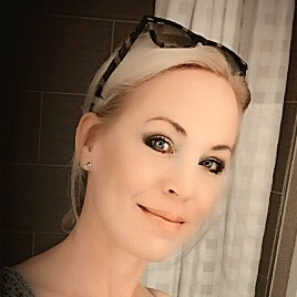 Meet your Posher, Lori