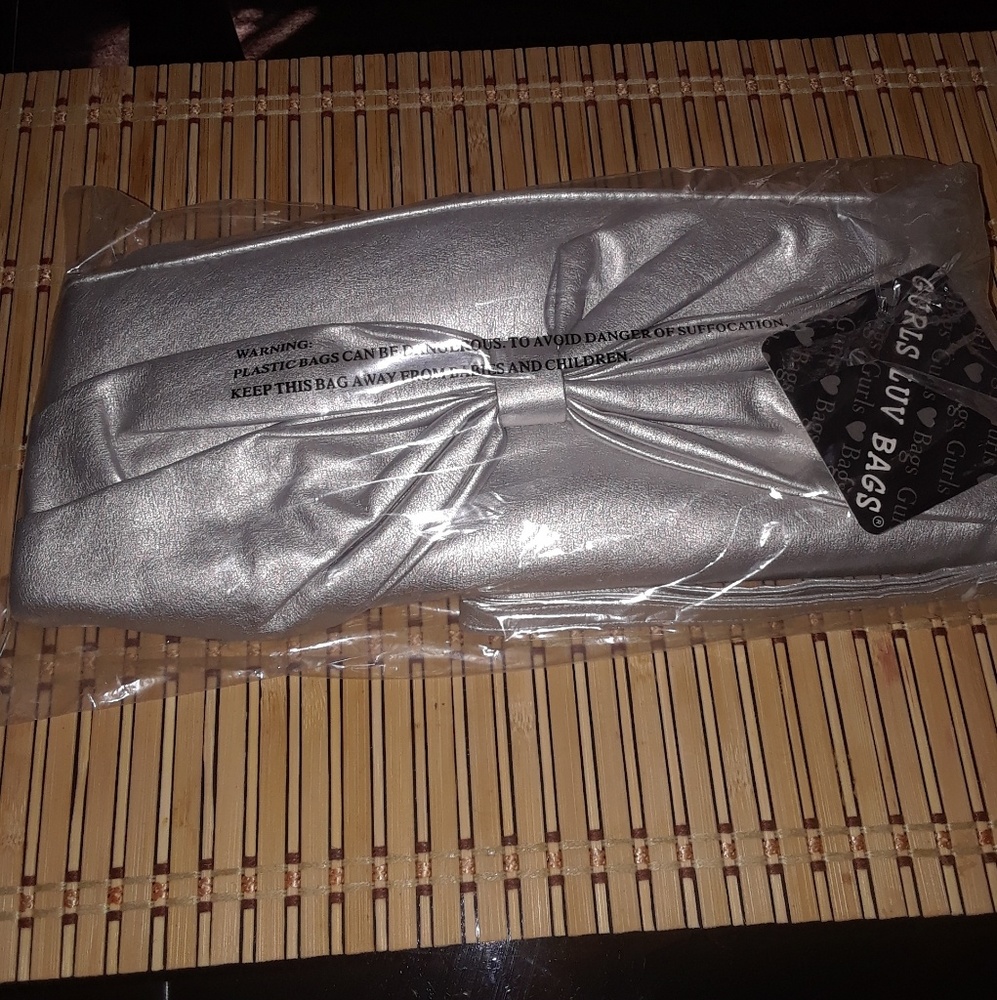 New Silver Hand Held Purse