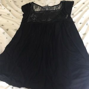 A pea in the Pod maternity lace top