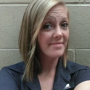 Meet your Posher, Dana