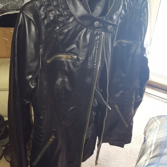 Pleather jacket - Picture 3 of 4