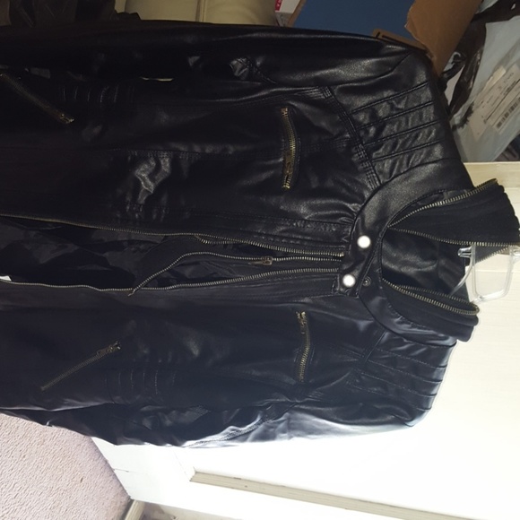 Pleather jacket - Picture 4 of 4
