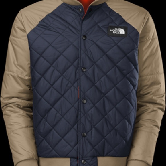 The North Face
Jester Reversible Jacket - Men's - Picture 2 of 2