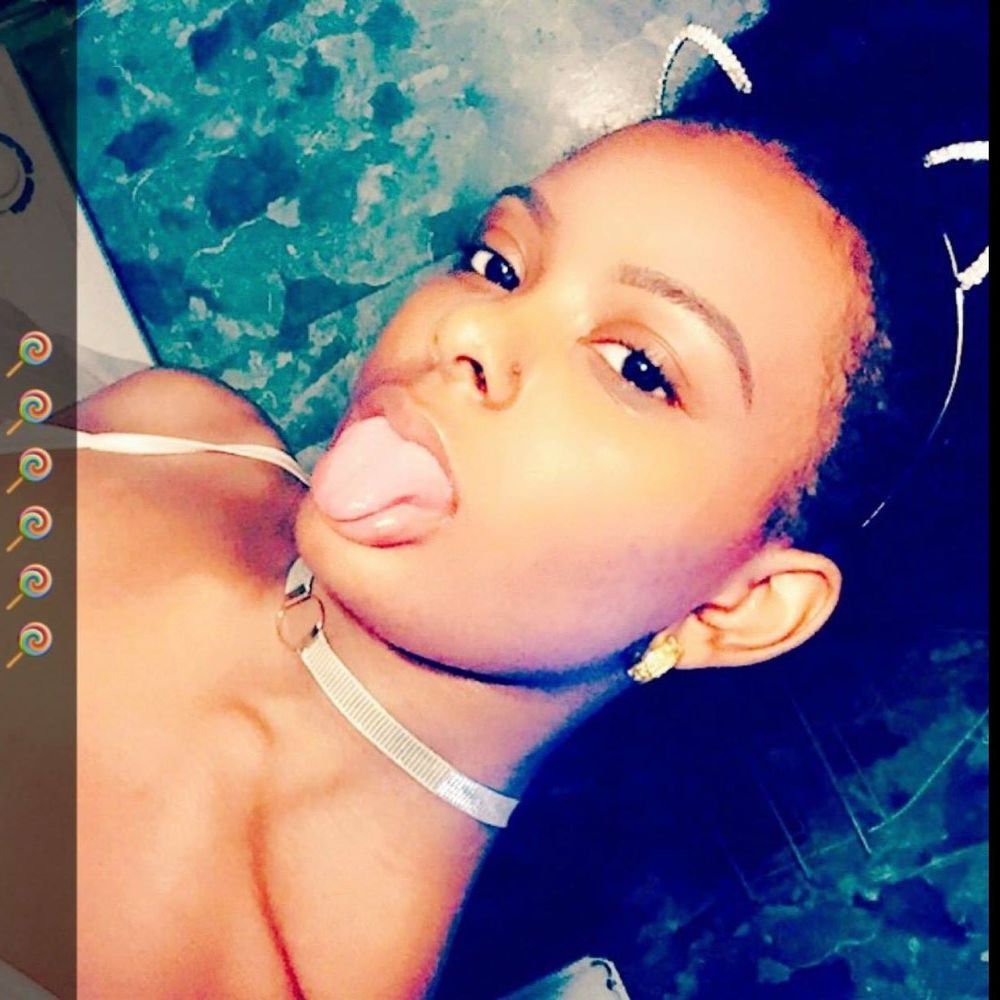 Meet your Posher, Charesma