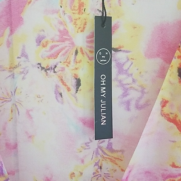 π Host Pick π Gorgeous Wrap Top - Picture 4 of 8