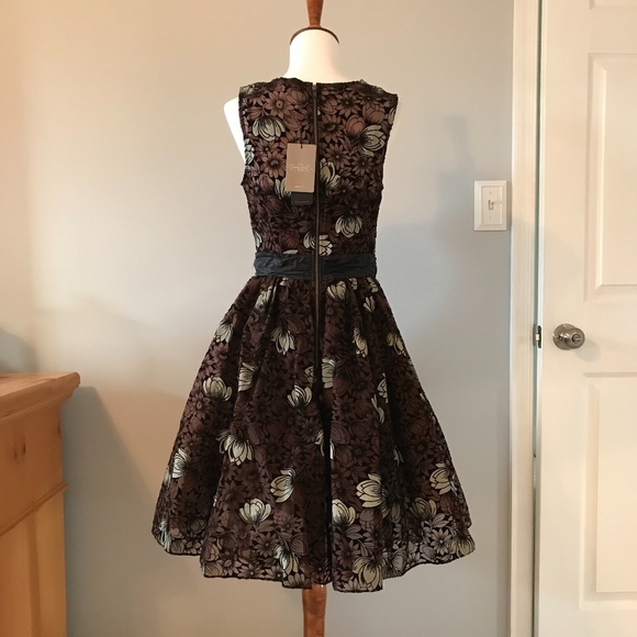ANTHROPOLOGIE CHRYSANTHEMUM TEA DRESS - Picture 4 of 7