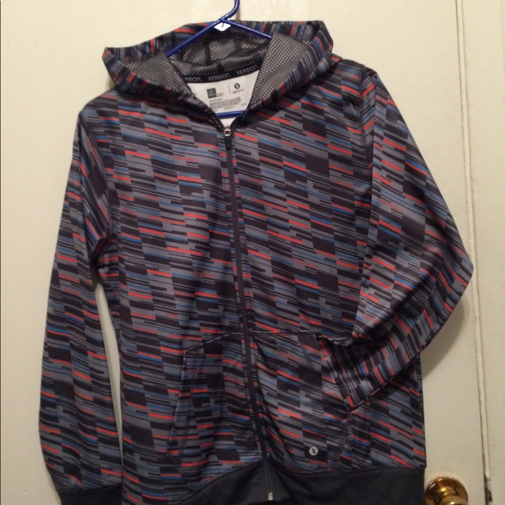 NWOT Xersion Yourh XL 18/20 Hoodie
