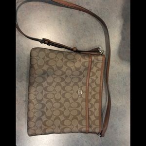 Coach Cross Body Bag Pre Loved