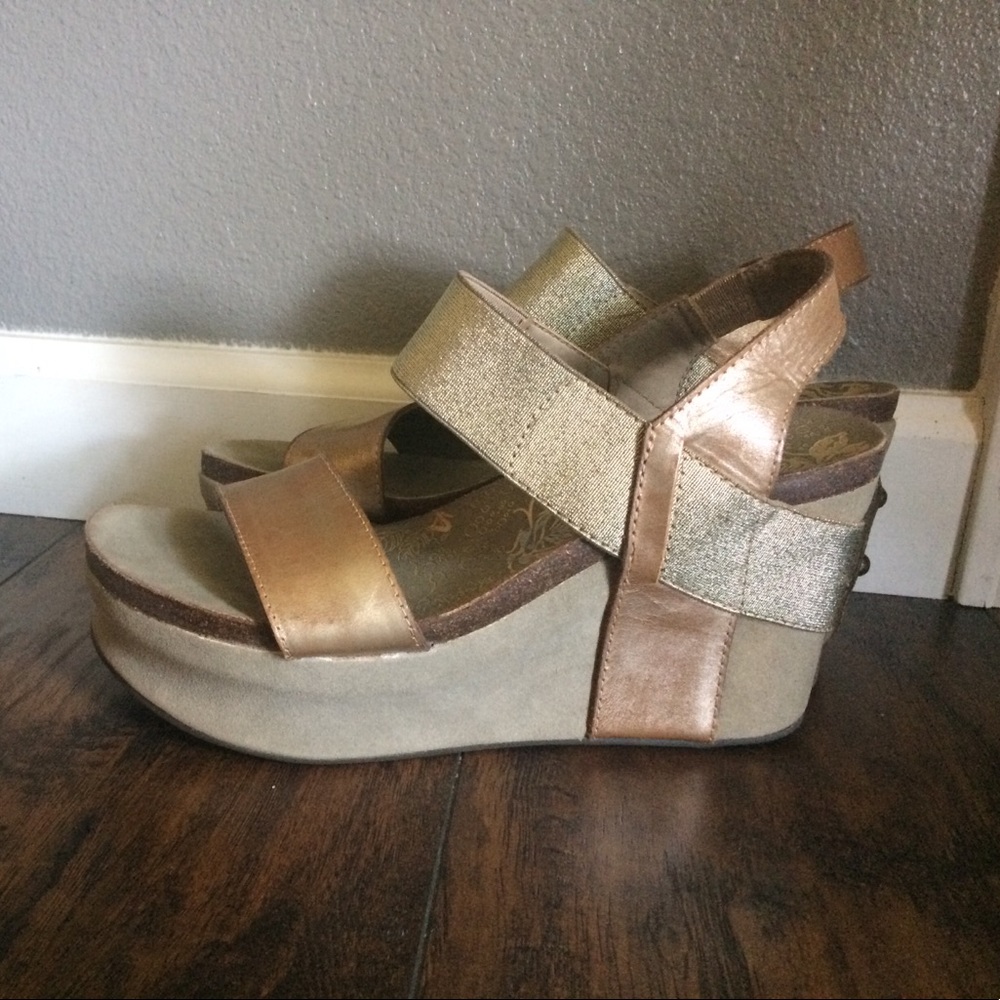 Gold OTBT size 8