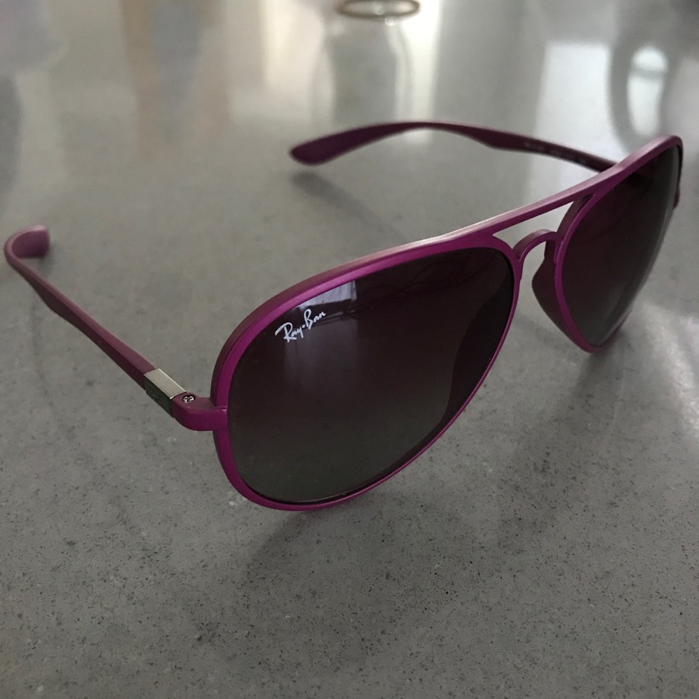Pink rayban aviators