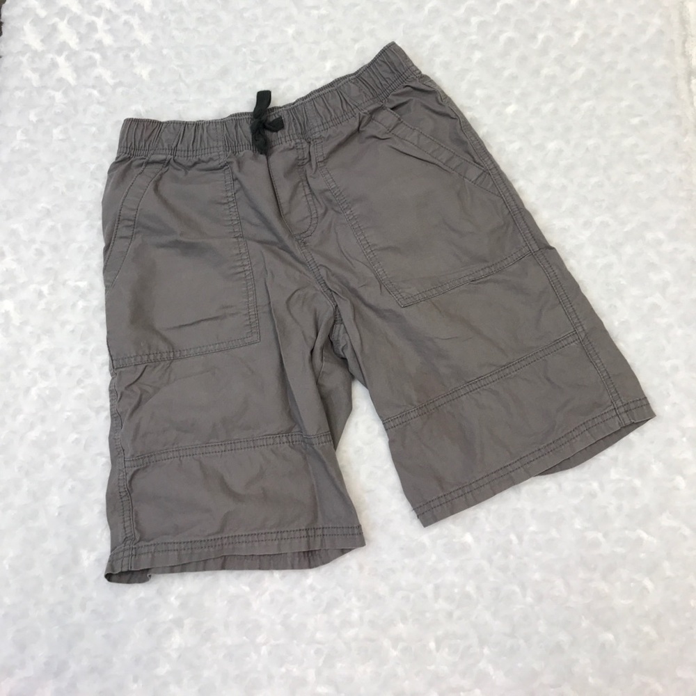Boys Gray Cargo Shorts size Large (12/14)