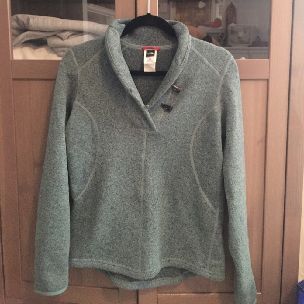 North Face pullover