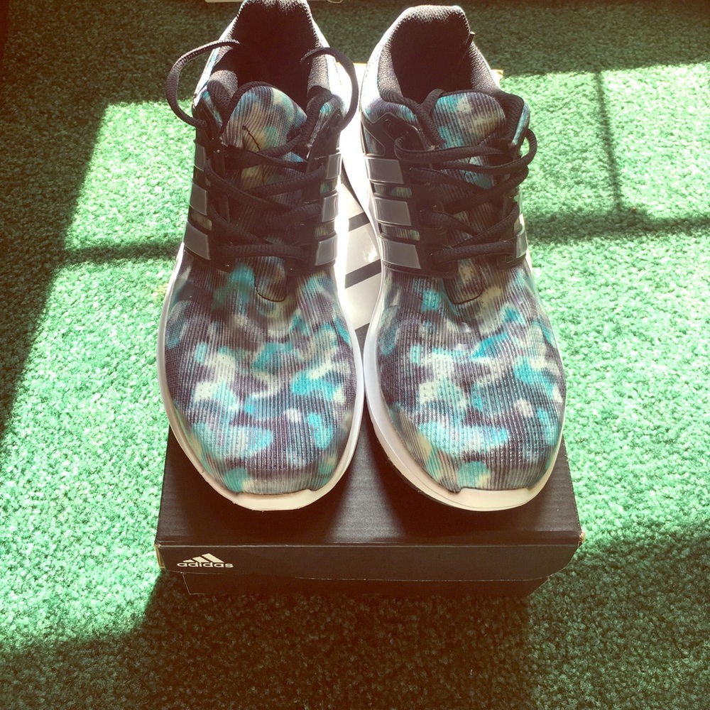 ❗️BRAND NEW ❗️Cloud-V Memory Foam ADIDAS