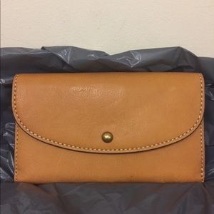 NWT Frye Adeline Wallet